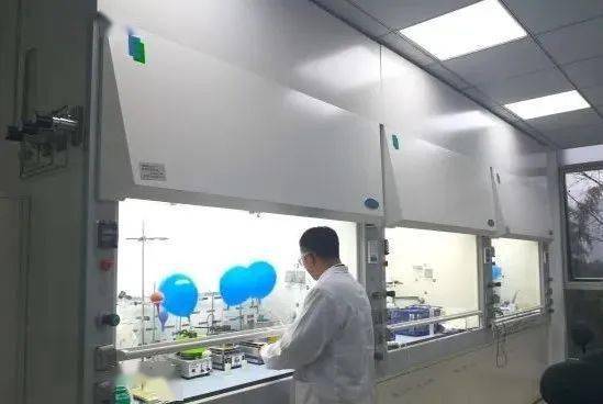 生物實(shí)驗(yàn)室裝修布局方案